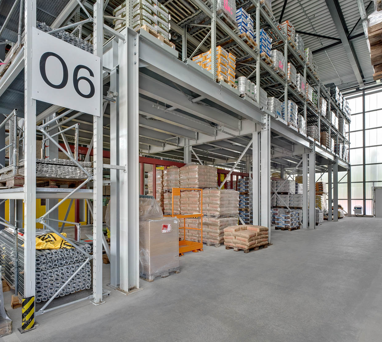 Cantilever racking Multi-tier storage